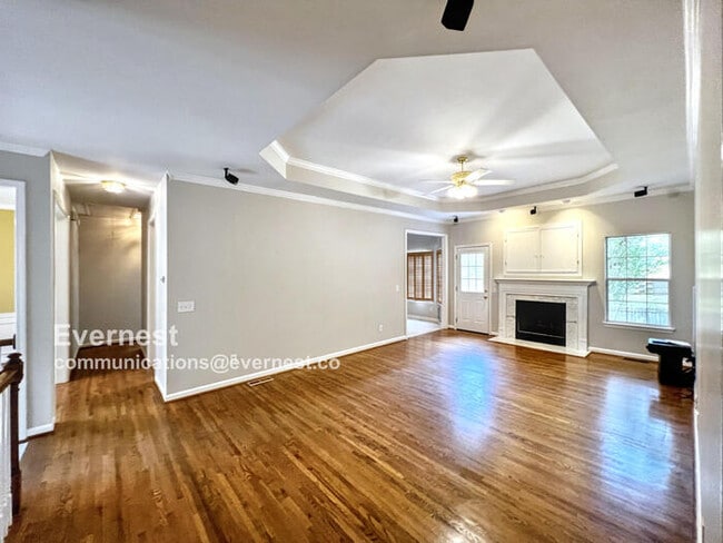 Building Photo - 205 Camellia Dr