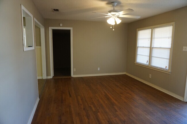 Foto del edificio - 3611 32nd St