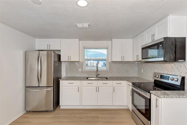 Building Photo - 1601 Faust Dr