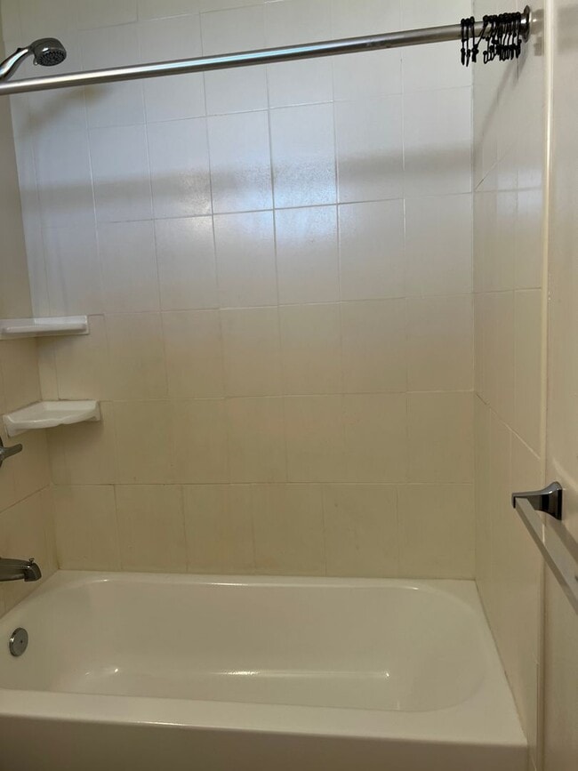 Building Photo - 5122 Likini St