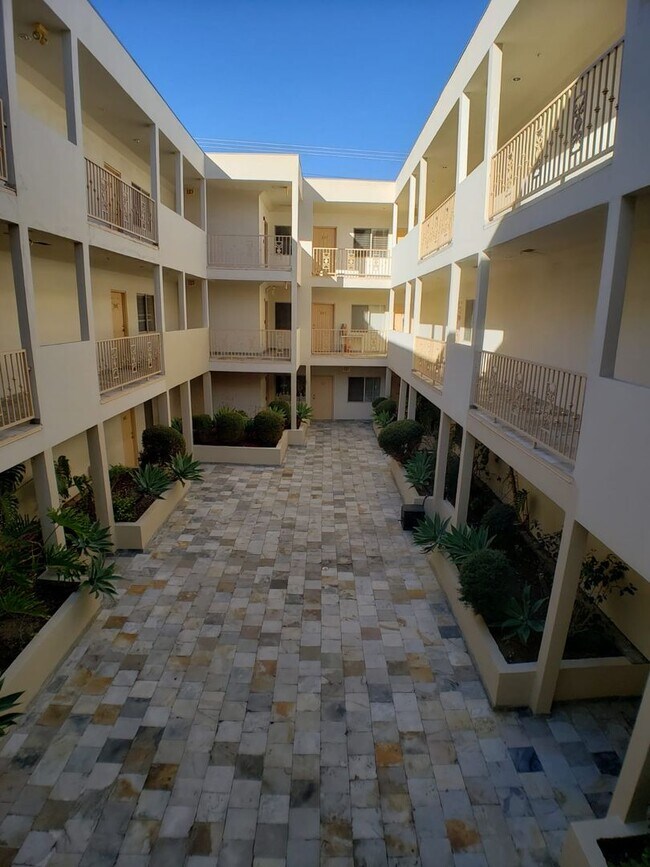 Foto del edificio - 10849 Fruitland Dr