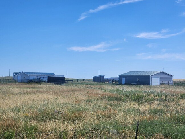 Building Photo - 3 Bedroom with Shop and Barn!