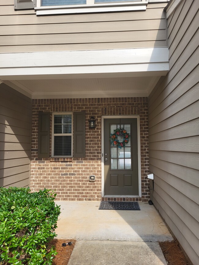 Entrance - 2845 Maple Park Pl
