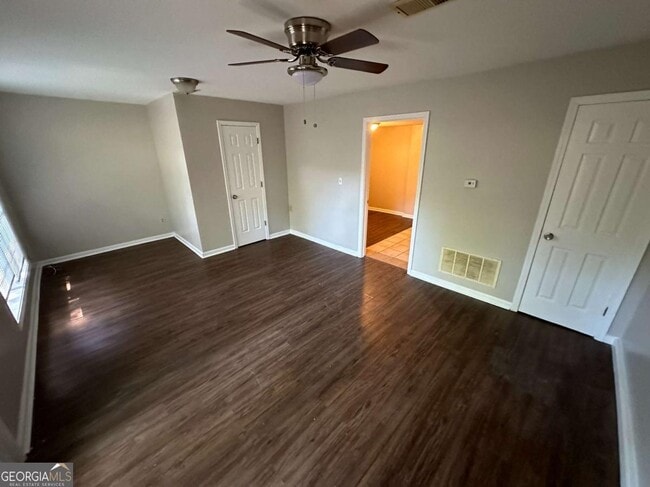 Building Photo - 6427 Woodstone Ter