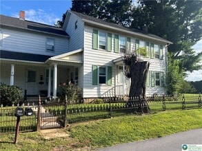 Building Photo - 1450 Church Ln