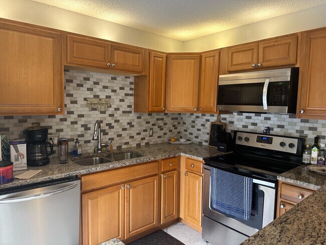 Foto del edificio - 1120 11th Ct