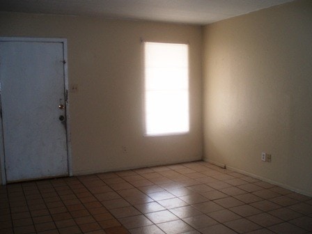 Primary Photo - 1303 Philadelphia St