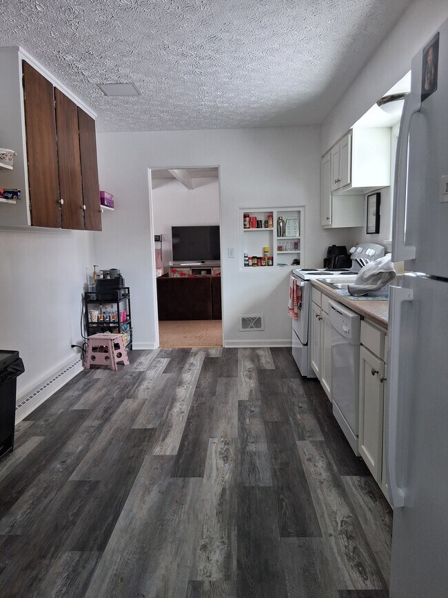 Foto del edificio - Joyanne Court