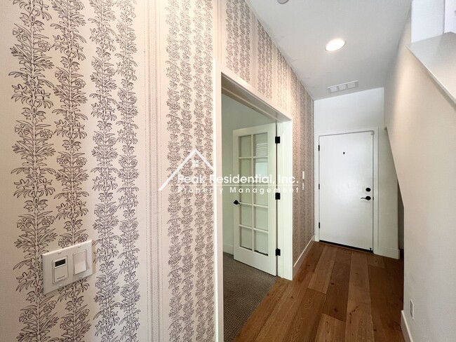 Building Photo - Elevated Luxury Living in This Updated 3BD/3.5BA Downtown Home with Private Rooftop