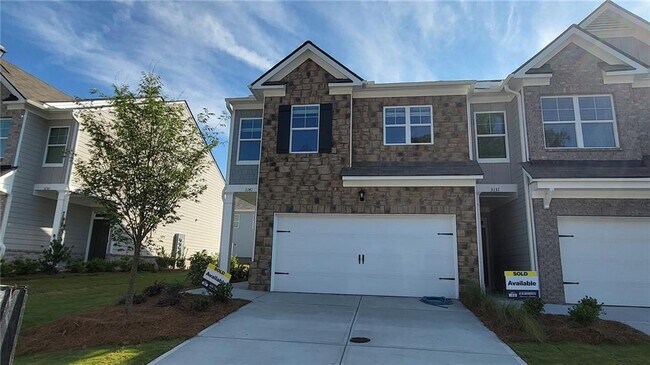 Building Photo - 3141 Greyton Dr