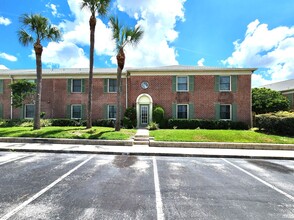 Building Photo - 204 Georgetown Dr
