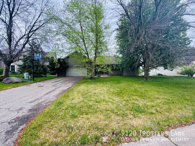 Foto del edificio - 9120 Trotters Ln