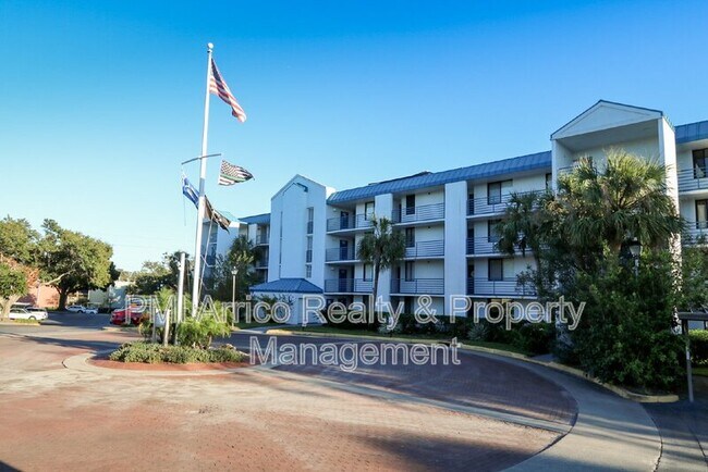 Foto del edificio - 2424 W Tampa Bay Blvd
