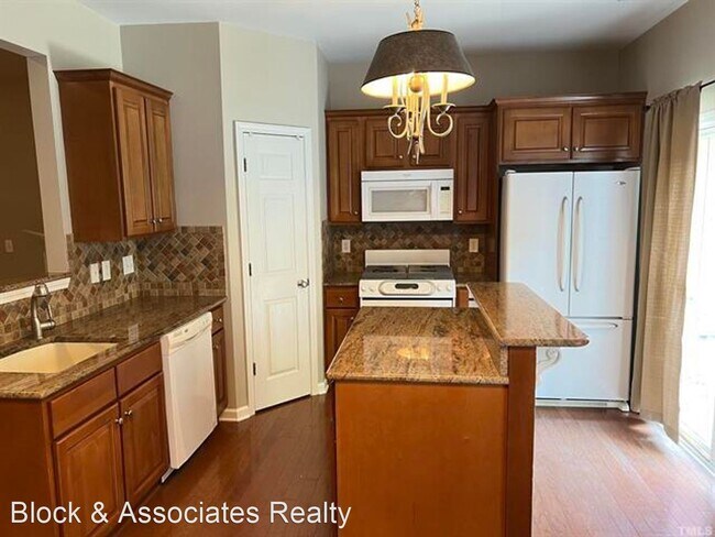 Building Photo - 2 br, 2.5 bath House - 2936 Settle In Lane
