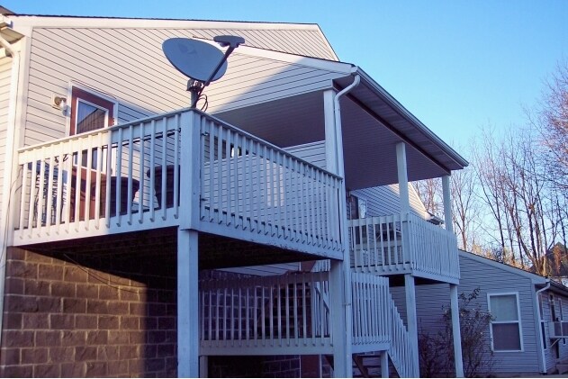 Foto del edificio - 3748 Woodford Ave NW