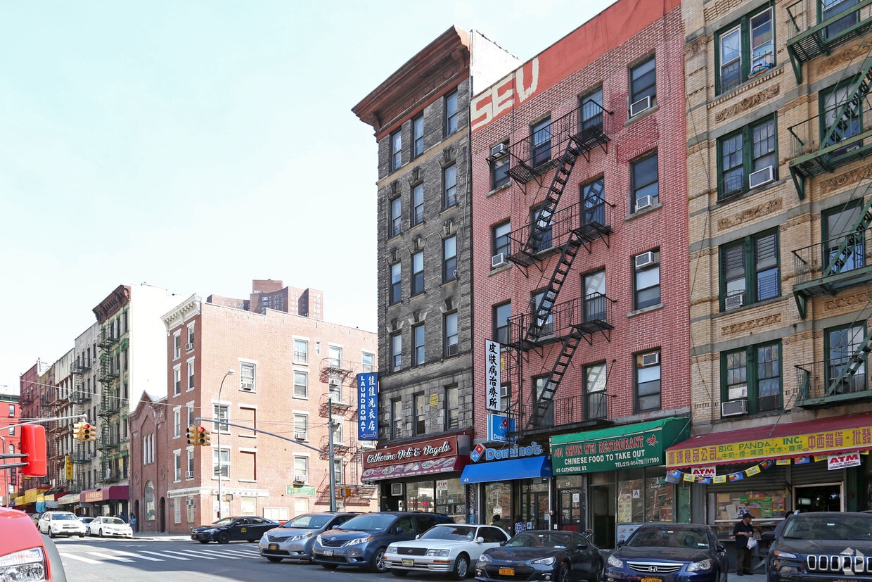 Building Photo - 43 Catherine St