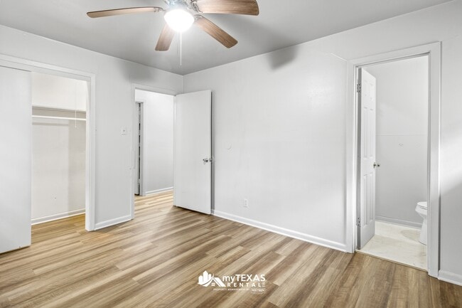 Foto del edificio - 403 Dogwood Ln