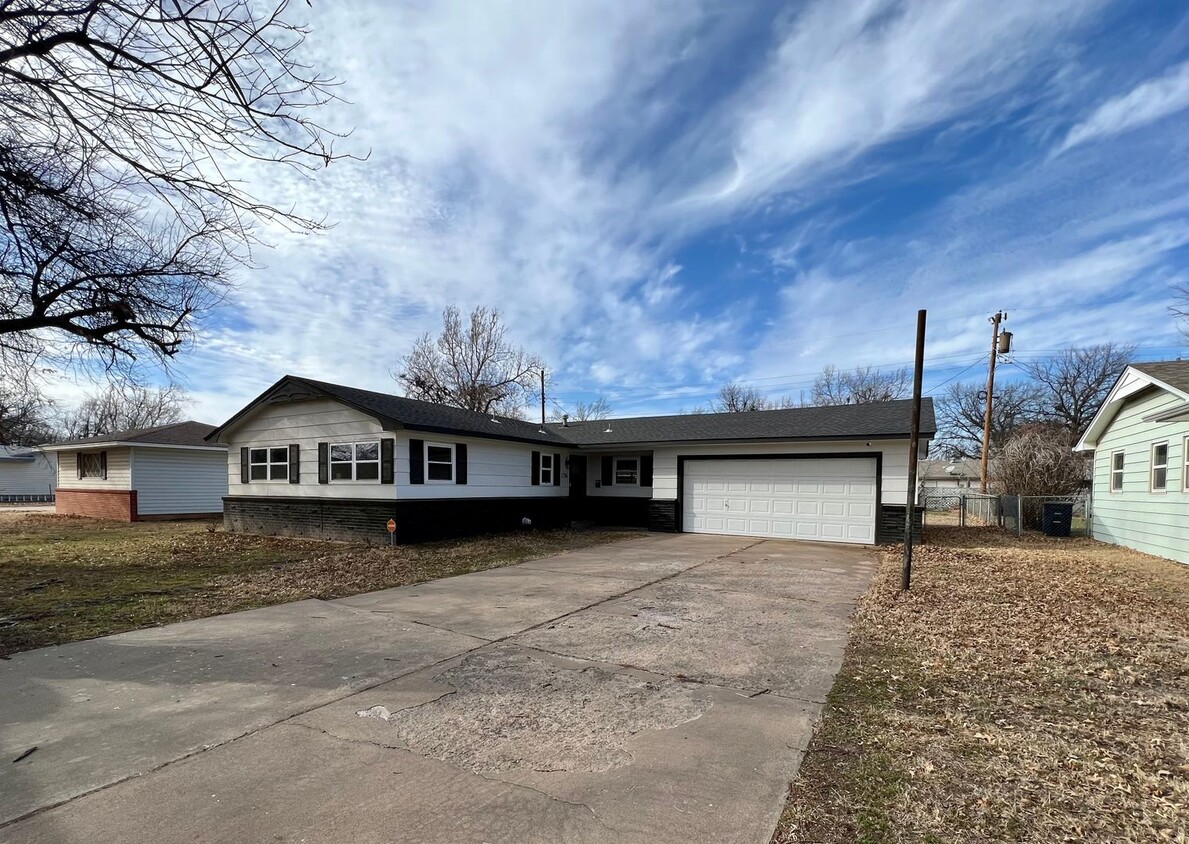 Primary Photo - Updated home coming soon!!