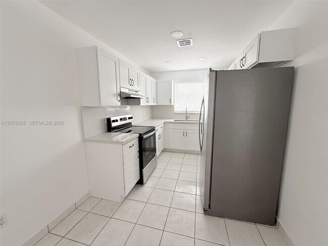 Foto del edificio - 2645 SW 28th Ct