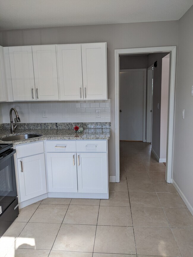 Foto del edificio - 1368 Meriden Rd