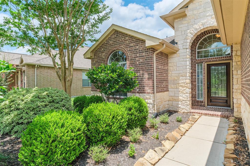 Foto principal - 13109 Southern Valley Dr