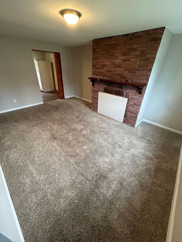 Foto del edificio - 344 Midridge Dr