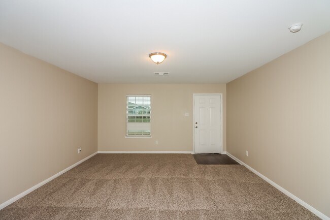 Foto del edificio - 8015 Distant Harbor Rd