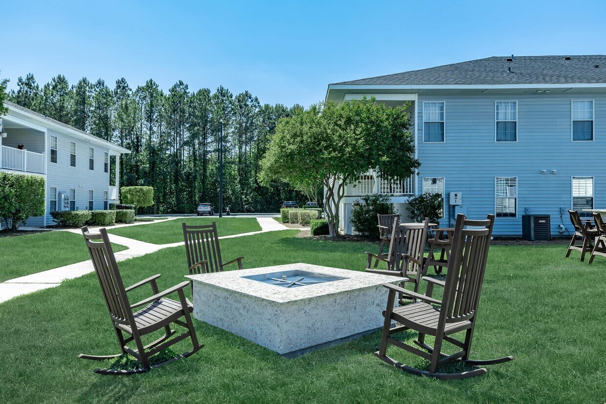 Windsor Place 100 Windsor Cir Jacksonville, NC