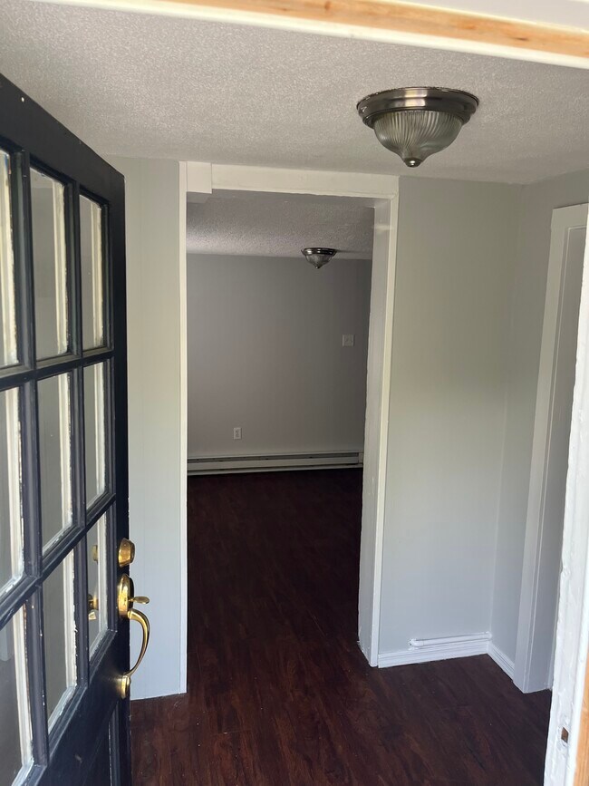 Building Photo - 18 Elizabeth St