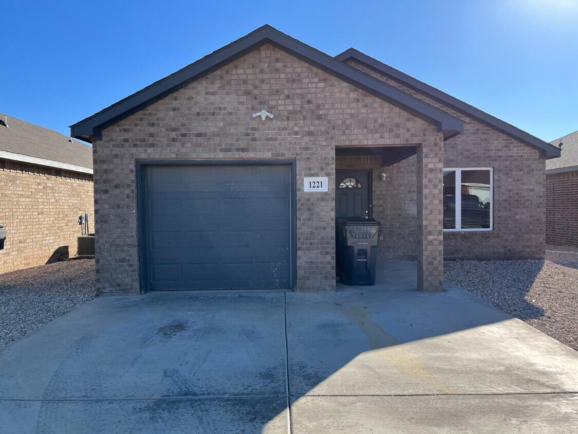 1221 Wheelock St, Lubbock, TX 79403 House Rental in Lubbock, TX