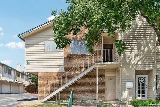 Building Photo - 349 Harmony Ct