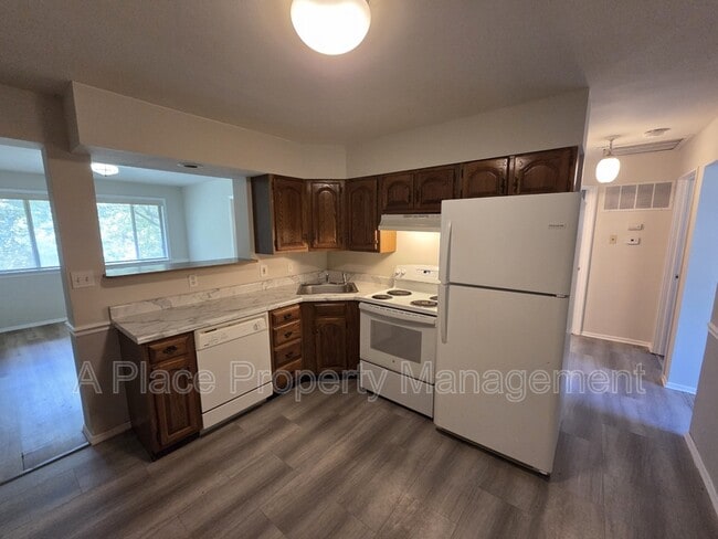 Building Photo - 9152 Ramona Ave