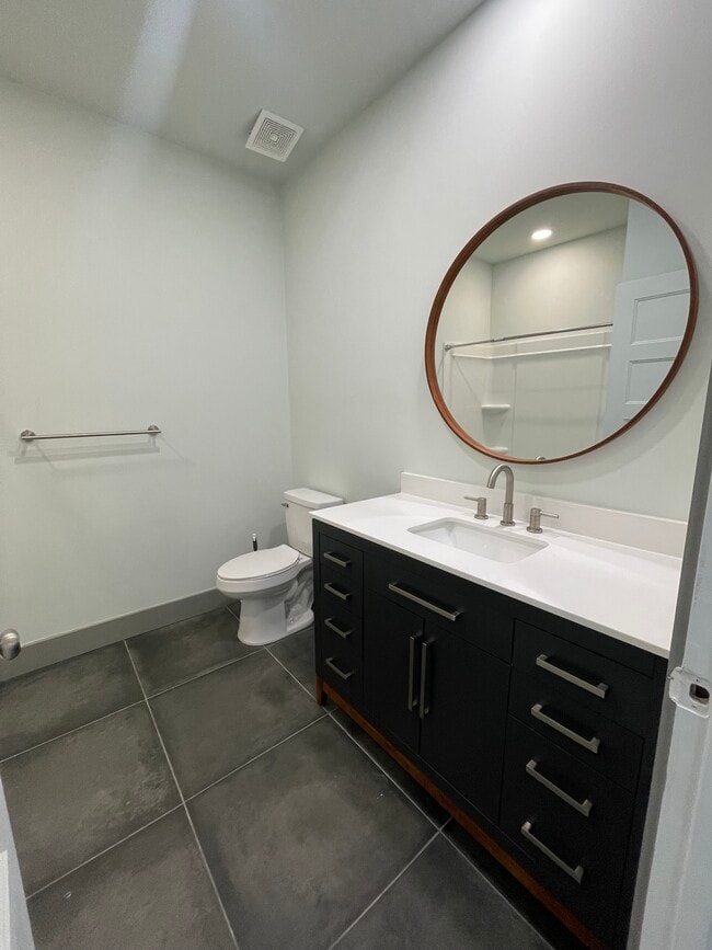 Building Photo - 371 Lowery Dr NW