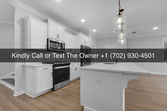 Building Photo - Single Family House For Rent