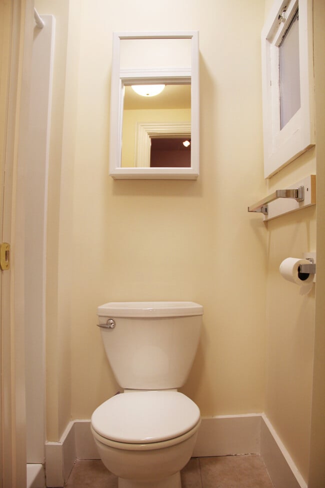 Building Photo - 51 N Union St