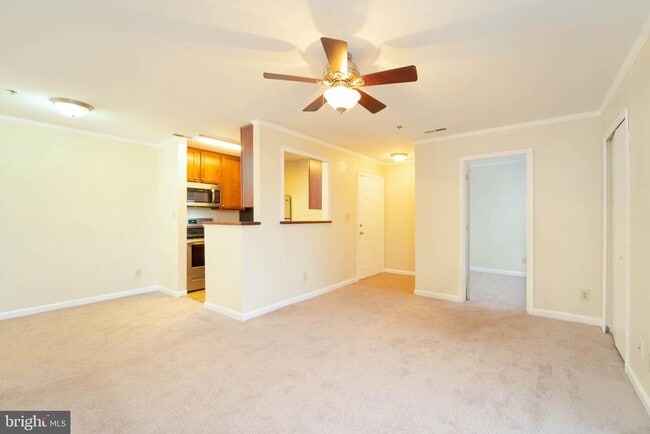 Building Photo - 75 Fern Oak Cir