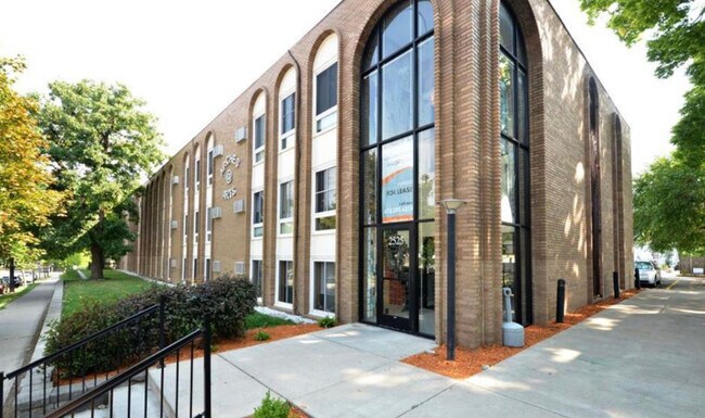 Foto del edificio - 2525 3rd Ave S