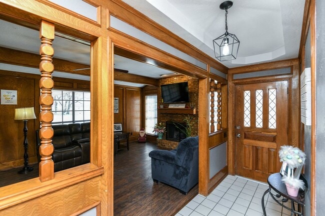 Building Photo - 3/2/2 Great neighborhood! Move in Ready!