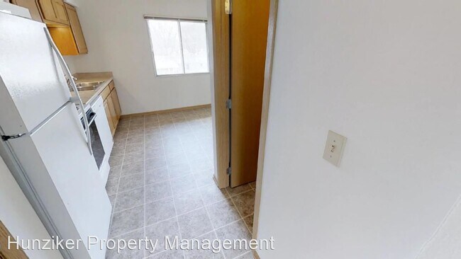Building Photo - 2511 Ferndale Ave
