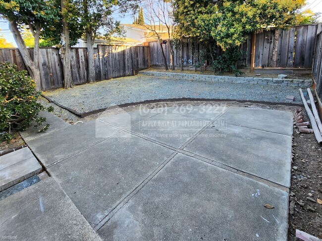 Building Photo - 2 br, 2 bath House - 4407 Camden Ave Unit B -
