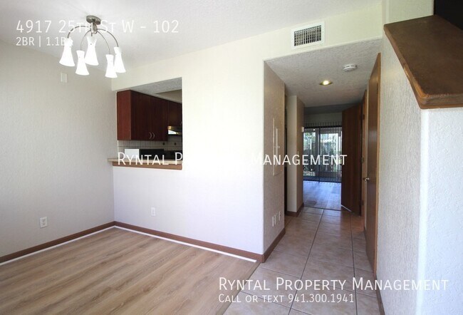 Foto del edificio - 4917 25th St W