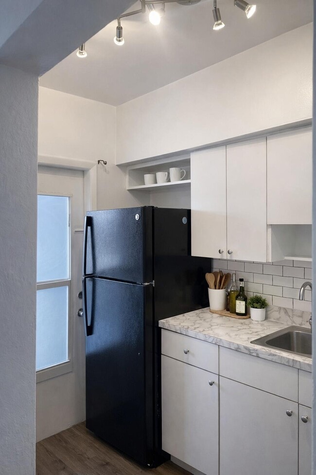 Foto del edificio - 980 NE 169th St