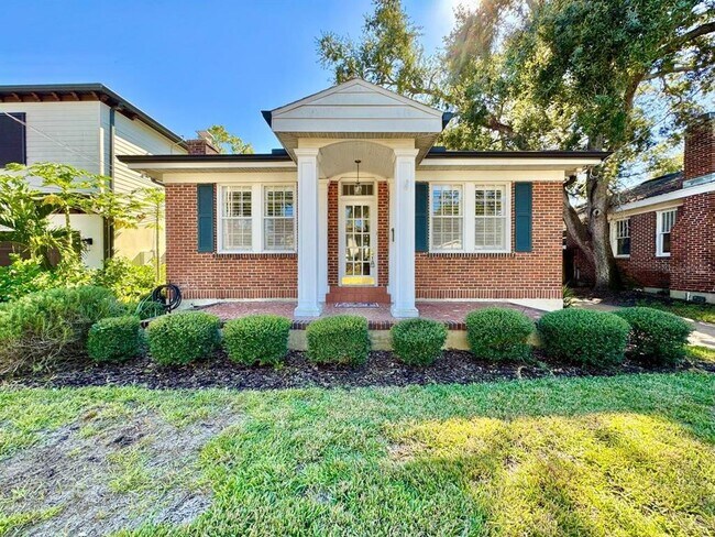 Foto del edificio - 3112 W Palmira Ave