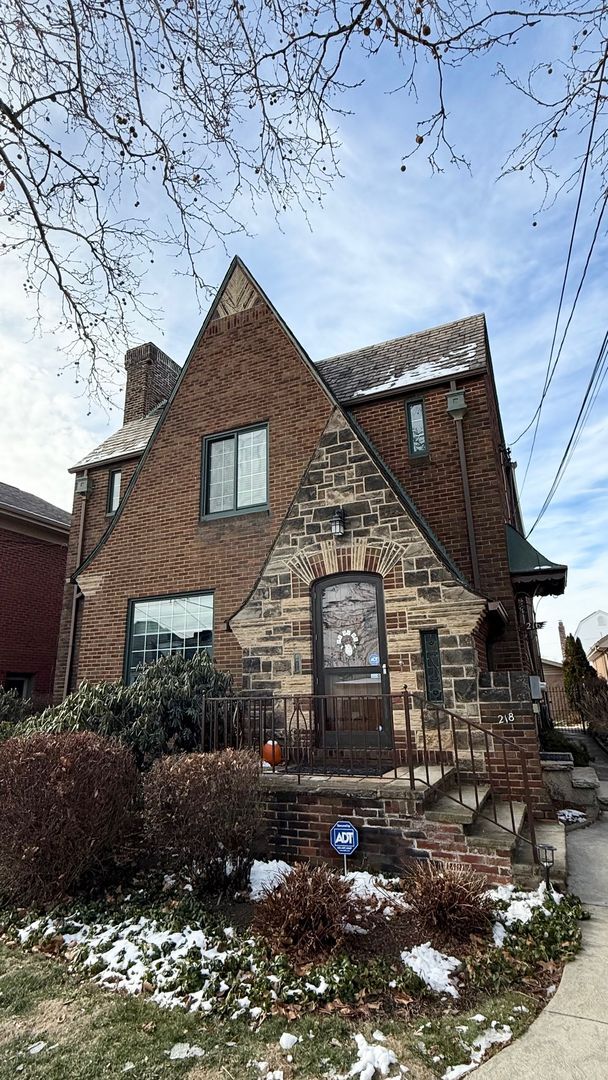 216-218 Bigham Street - 216-218 Bigham Street Apartment