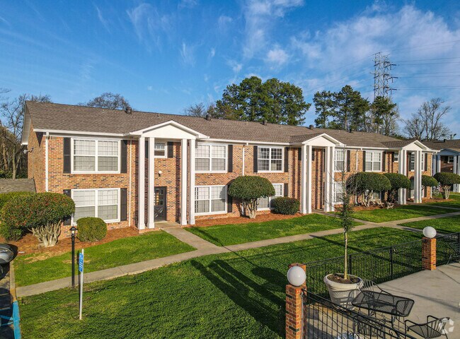 Foto del edificio - Lotus Homewood