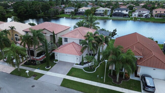 Foto del edificio - 18004 SW 20th St