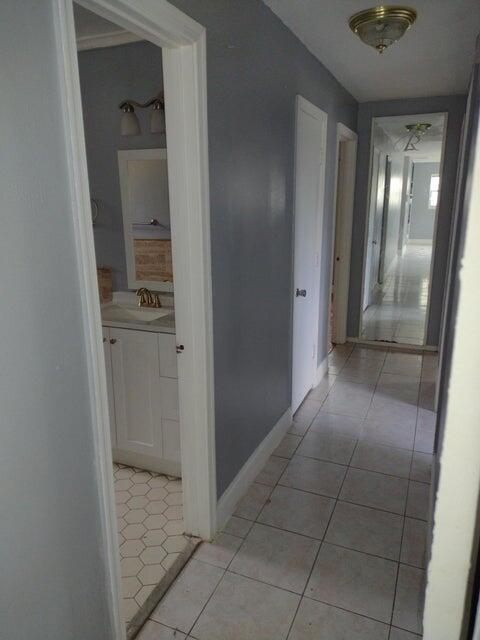 Foto del edificio - 5911 Barbados Way E