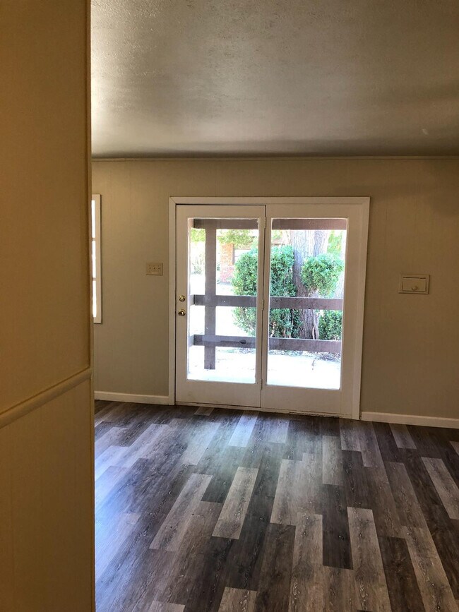 Foto del edificio - 2816 43rd St