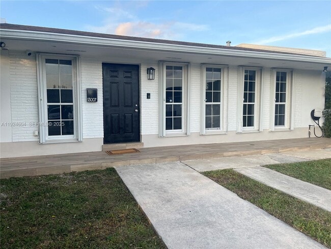 Building Photo - 13007 SW 50th Ln