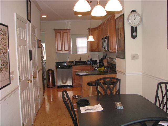 Building Photo - 105 N Potomac St